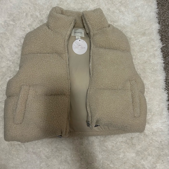 Tan Puffer Vest - Picture 1 of 3